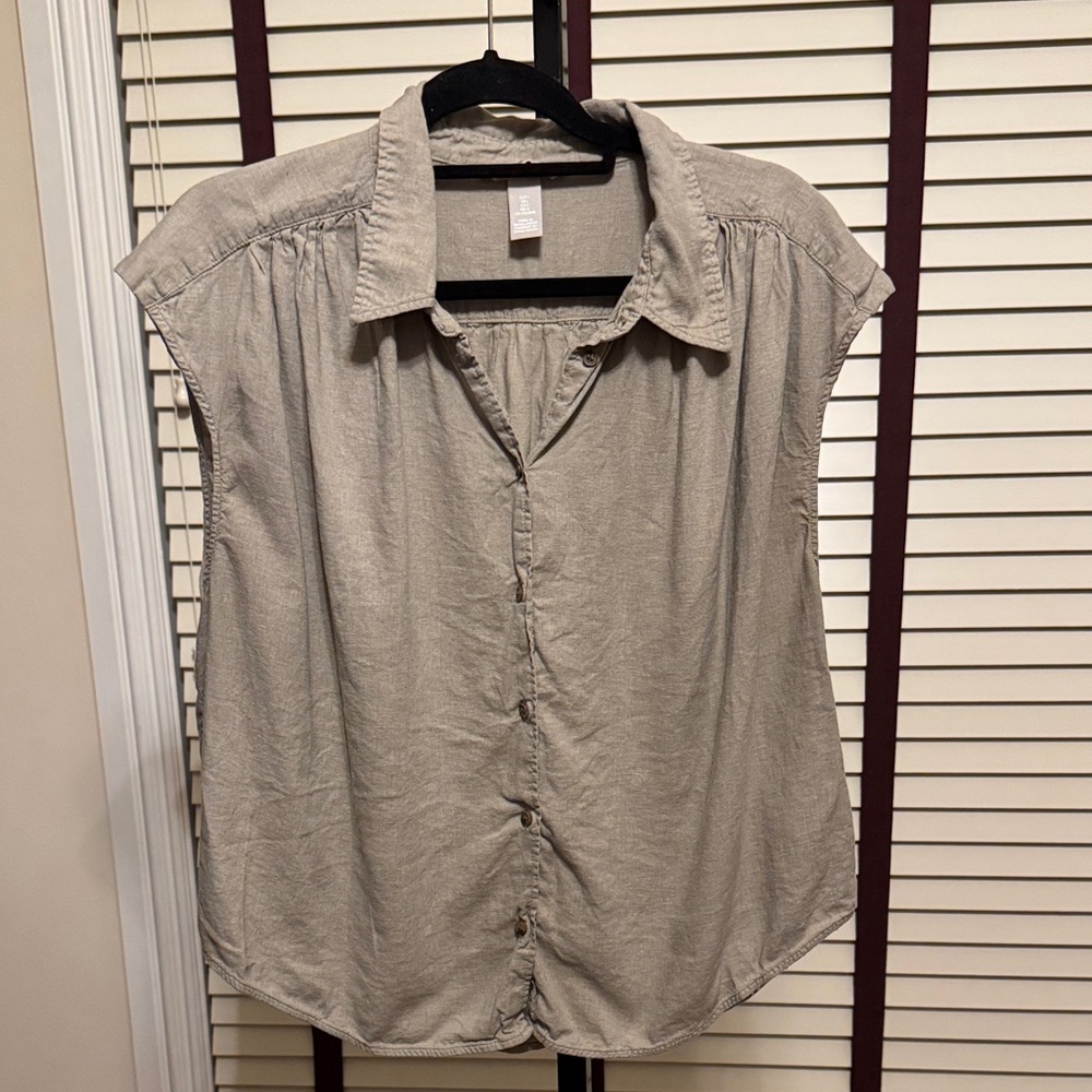 H&M Sleeveless Linen Blend Khaki Button-Down Shirt - Size L